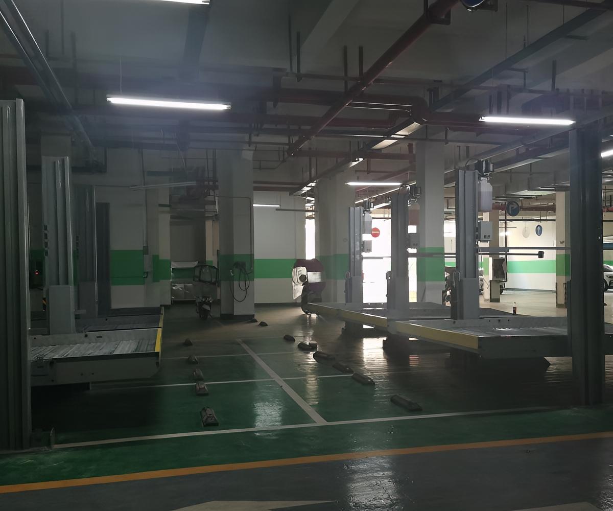 两层简易升降机械停车库的设计参数与尺寸